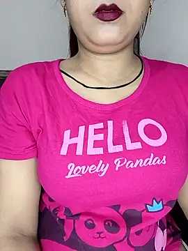 Shanaya Hotty online show from 09/17/25, 08:10