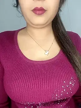 Shanaya Hotty online show from 11/28/25, 08:55