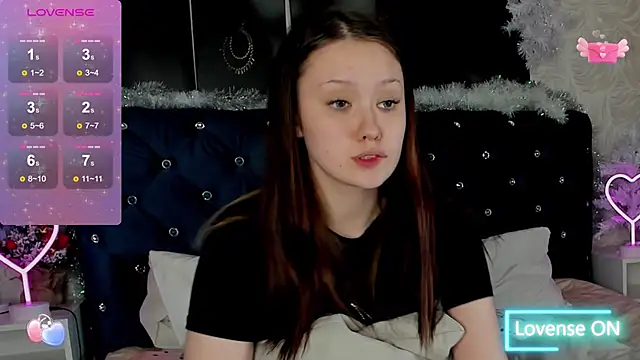 Snapshot of MiriaamWhite chatting on 01/25/25, 05:08 MiriaamWhite online show from 01/25/25, 05:08