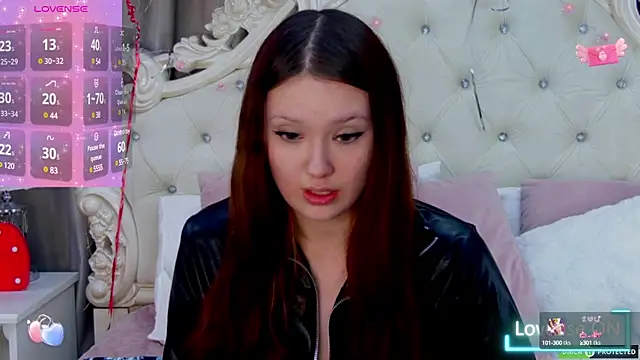Snapshot of MiriaamWhite chatting on 02/28/25, 02:31 MiriaamWhite online show from 02/28/25, 02:31
