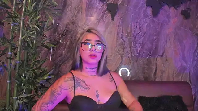 Alahia Dangelo online show from 10/16/25, 05:36