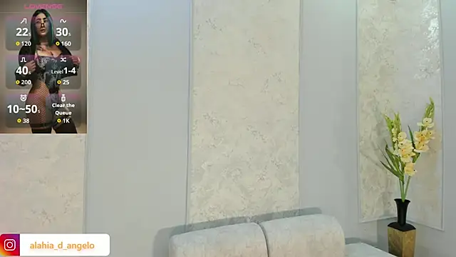 Snapshot of Alahia_Dangelo chatting on 05/16/26, 05:45 Alahia Dangelo online show from 05/16/26, 05:45
