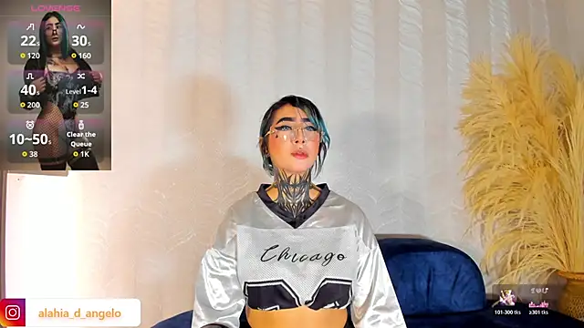 Snapshot of Alahia_Dangelo chatting on 05/22/26, 05:40 Alahia Dangelo online show from 05/22/26, 05:40