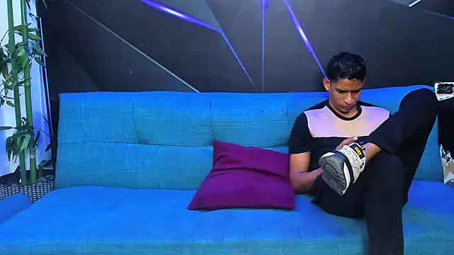 playsgirlhot online show from 02/26/25, 11:15