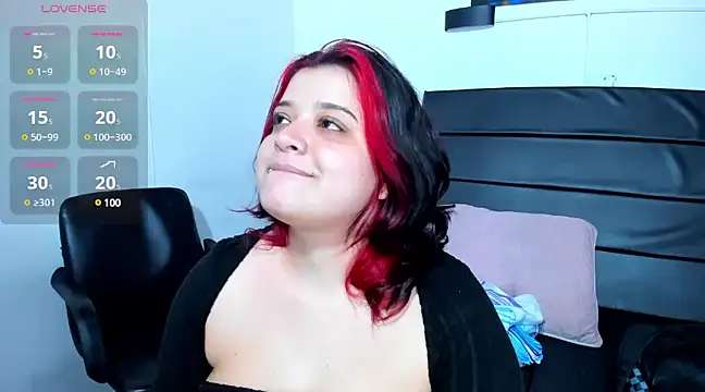 Snapshot of _ValeryStone_ chatting on 01/07/25, 12:03 ValeryStone online show from 01/07/25, 12:03