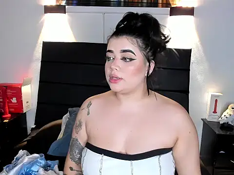  ValeryStone  online show from 02/03/25, 07:10