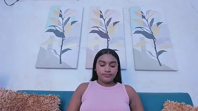 Snapshot of kayna_gomez chatting on 01/15/25, 07:23 kayna gomez online show from 01/15/25, 07:23