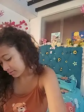 Milkdulce1 online show from 06/15/26, 02:52