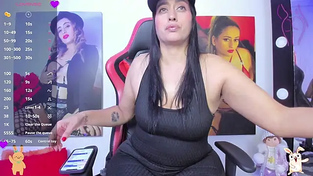 vaiolet triana online show from 02/27/25, 03:15