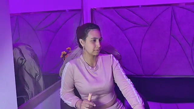 Tammy Blackk online show from 11/18/25, 03:45