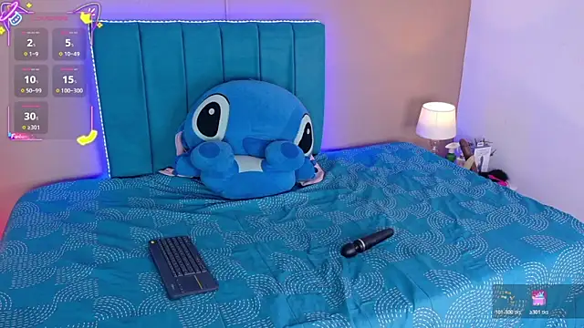 ahvi ebony online show from 11/24/25, 11:54