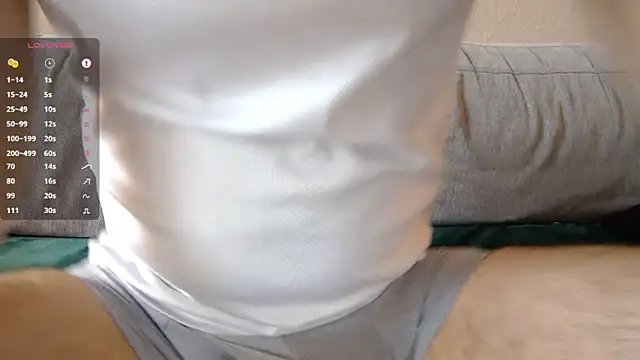 Snapshot of hungking10 chatting on 02/24/26, 09:29 hungking10 online show from 02/24/26, 09:29