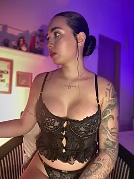 Pink Jazmin online show from 06/21/26, 01:19