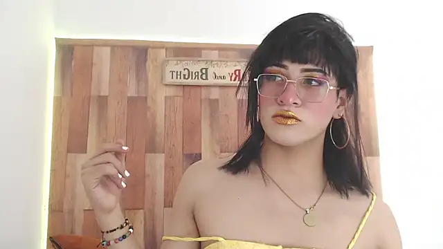 Raven Whisper online show from 12/28/24, 02:32