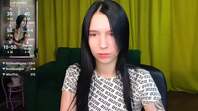 Snapshot of KarolinaBlacks chatting on 04/11/26, 05:45 KarolinaBlacks online show from 04/11/26, 05:45