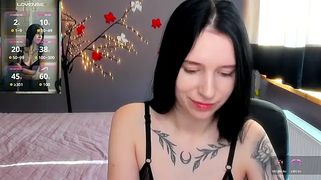 Snapshot of KarolinaBlacks chatting on 04/17/26, 05:32 KarolinaBlacks online show from 04/17/26, 05:32