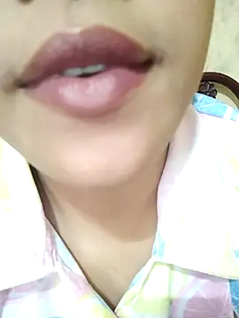 Snapshot of Anki-doll chatting on 02/01/25, 06:21 Anki-doll online show from 02/01/25, 06:21