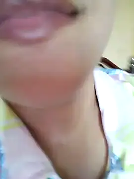 Snapshot of Anki-doll chatting on 02/08/25, 06:12 Anki-doll online show from 02/08/25, 06:12