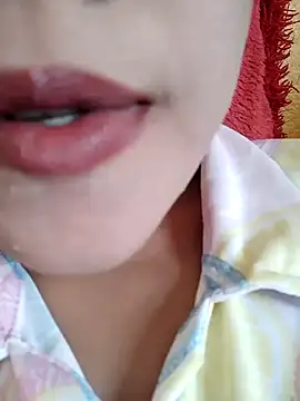 Snapshot of Anki-doll chatting on 02/08/25, 09:56 Anki-doll online show from 02/08/25, 09:56