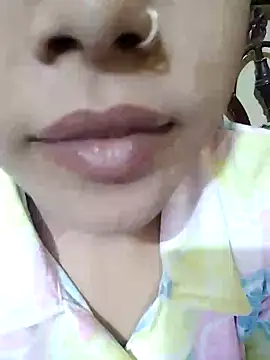 Snapshot of Anki-doll chatting on 02/10/25, 12:50 Anki-doll online show from 02/10/25, 12:50