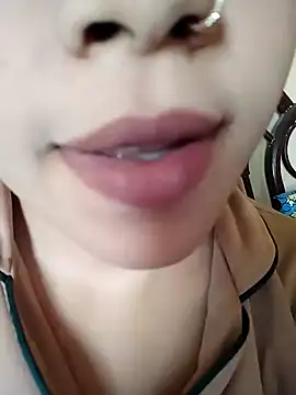 Snapshot of Anki-doll chatting on 02/17/25, 06:09 Anki-doll online show from 02/17/25, 06:09