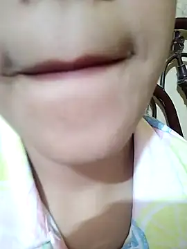 Snapshot of Anki-doll chatting on 02/20/25, 12:36 Anki-doll online show from 02/20/25, 12:36