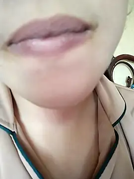 Snapshot of Anki-doll chatting on 02/23/25, 06:07 Anki-doll online show from 02/23/25, 06:07