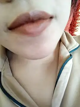 Snapshot of Anki-doll chatting on 02/27/25, 09:43 Anki-doll online show from 02/27/25, 09:43