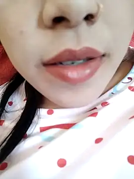 Snapshot of Anki-doll chatting on 03/07/25, 08:56 Anki-doll online show from 03/07/25, 08:56