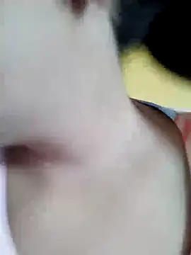 Snapshot of Anki-doll chatting on 10/13/25, 05:40 Anki-doll online show from 10/13/25, 05:40