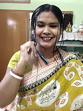 yoursweety09 online show from 04/24/26, 01:46