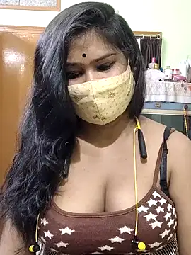 yoursweety09 online show from 06/18/26, 02:10