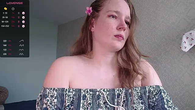 Snapshot of Ambrosia_nectar chatting on 06/19/26, 10:41 Ambrosia nectar online show from 06/19/26, 10:41