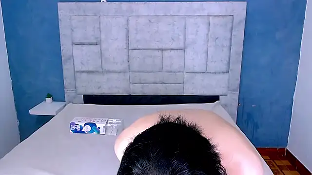 Snapshot of Eban_Dustan chatting on 12/31/24, 05:00 Eban Dustan online show from 12/31/24, 05:00