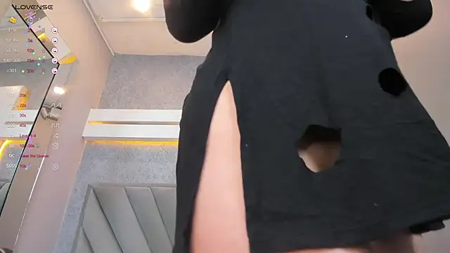 JessicaMilan online show from 02/02/25, 07:20