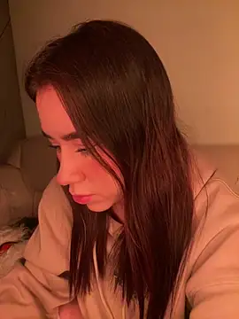 Im Valen Cute online show from 05/17/26, 01:47