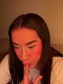 Im Valen Cute online show from 06/23/26, 03:04