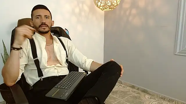 Reiko 85  online show from 02/06/25, 06:13