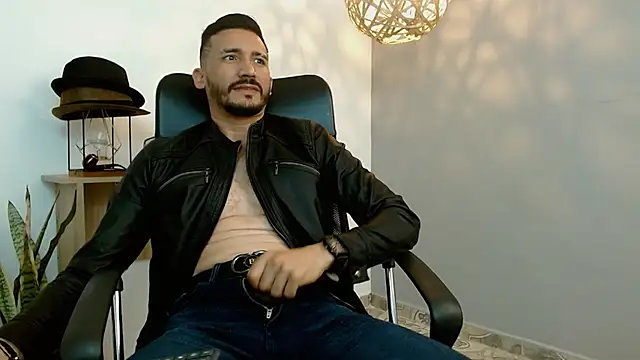 Reiko 85  online show from 02/10/25, 09:36