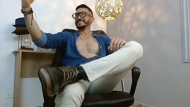 Reiko 85  online show from 02/26/25, 07:27