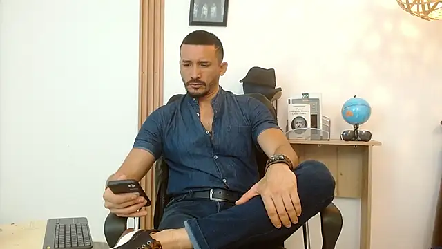 Reiko 85  online show from 09/10/25, 02:39