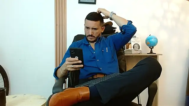 Reiko 85  online show from 09/26/25, 02:32