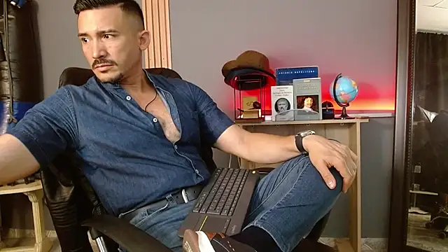 Reiko 85  online show from 05/11/26, 04:04