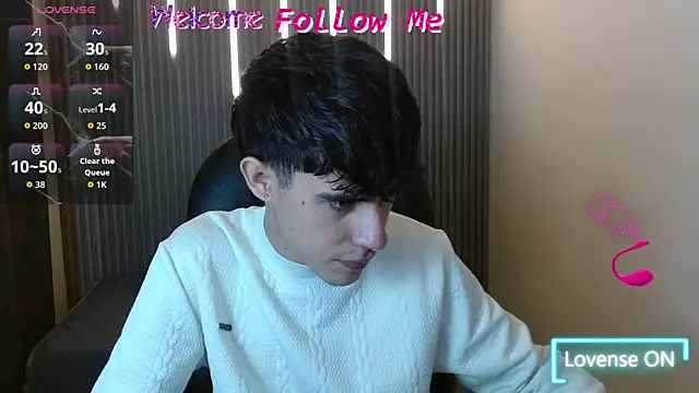 Snapshot of Dyla_n18 chatting on 07/21/26, 03:14 Dyla n18 online show from 07/21/26, 03:14