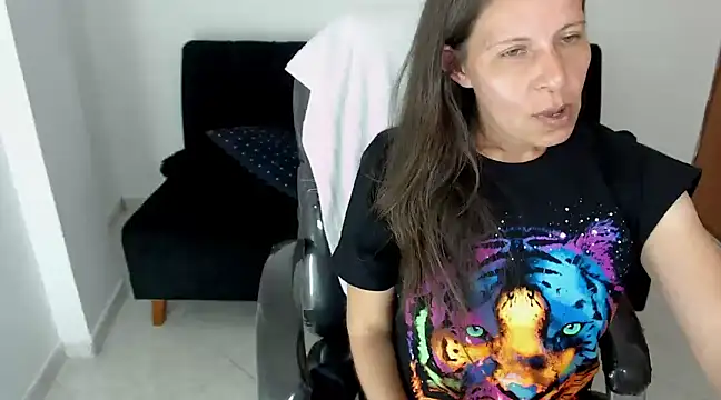 Milf karlye online show from 12/22/24, 07:33