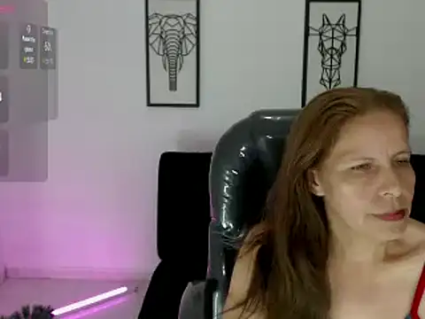 Milf karlye online show from 02/27/25, 04:31