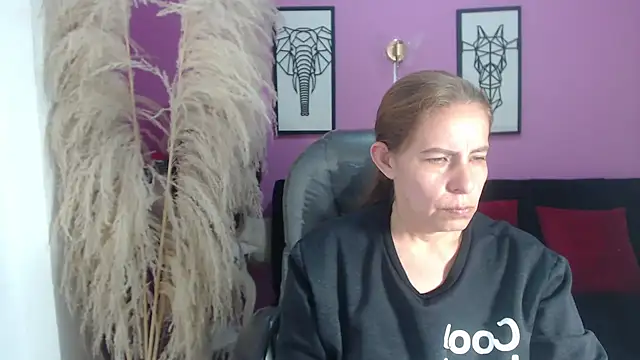 Milf karlye online show from 09/10/25, 02:11