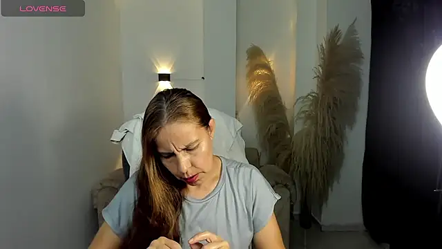 Snapshot of Milf_karlye chatting on 02/14/26, 03:03 Milf karlye online show from 02/14/26, 03:03