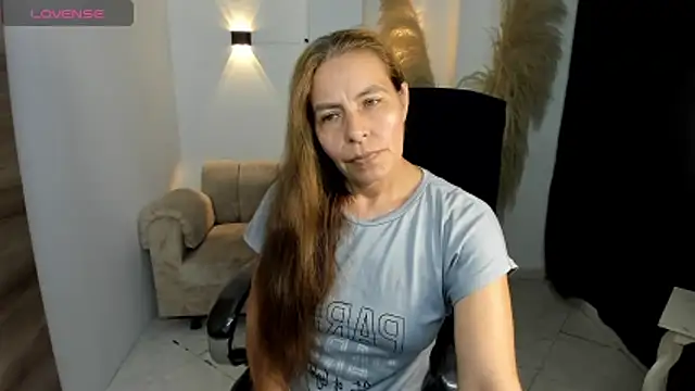 Snapshot of Milf_karlye chatting on 02/19/26, 04:19 Milf karlye online show from 02/19/26, 04:19