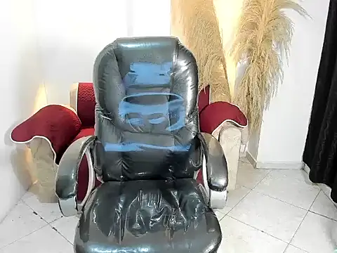 Milf karlye online show from 05/09/26, 01:55